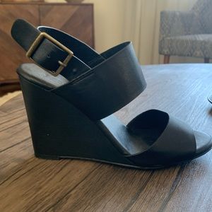 Black wedged heel.  Comfortable, basic for any wardrobe.